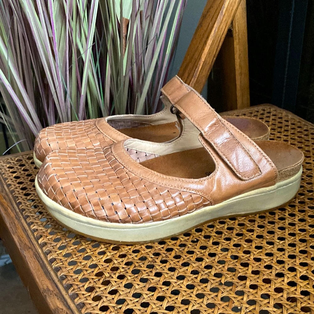 Haflinger Woven Honey Brown Leather Slingback Clog Sz EU 39 US 8